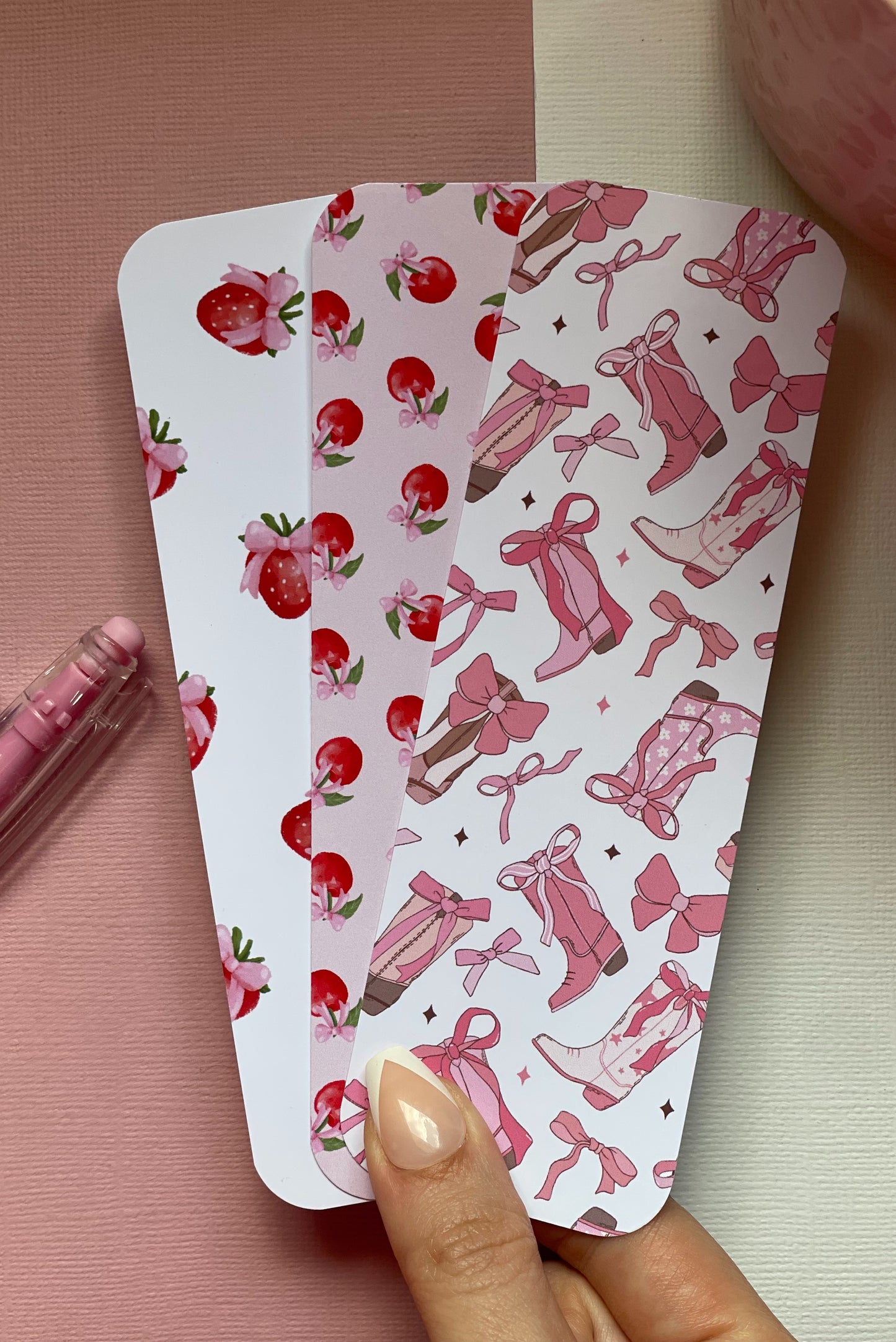 3 coquette bookmark set